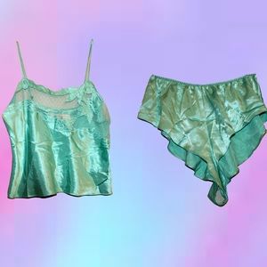Vintage Gold Label Victoria Secret Matching Lingerie Set!